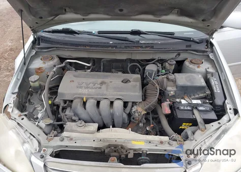 2004 Toyota Corolla Le z USA, uszkodzony, nr VIN 1NXBR32EX4Z212438